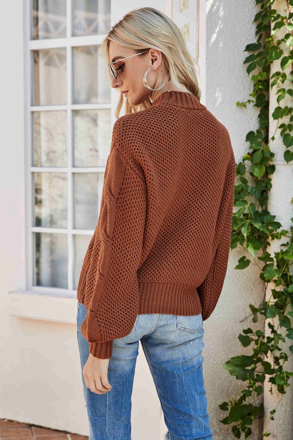 Casual Mixed Knit Round Neck Crewneck Sweater with Dropped Shoulders