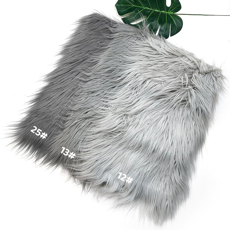25x45cm Wide, 8cm Long Pile Artificial Faux Fur Fabric Ideal for Patchwork, Sewing, Doll Toy Beard Hair, DIY Handmade Projects, Home Decoration, and Cosplay Costumes