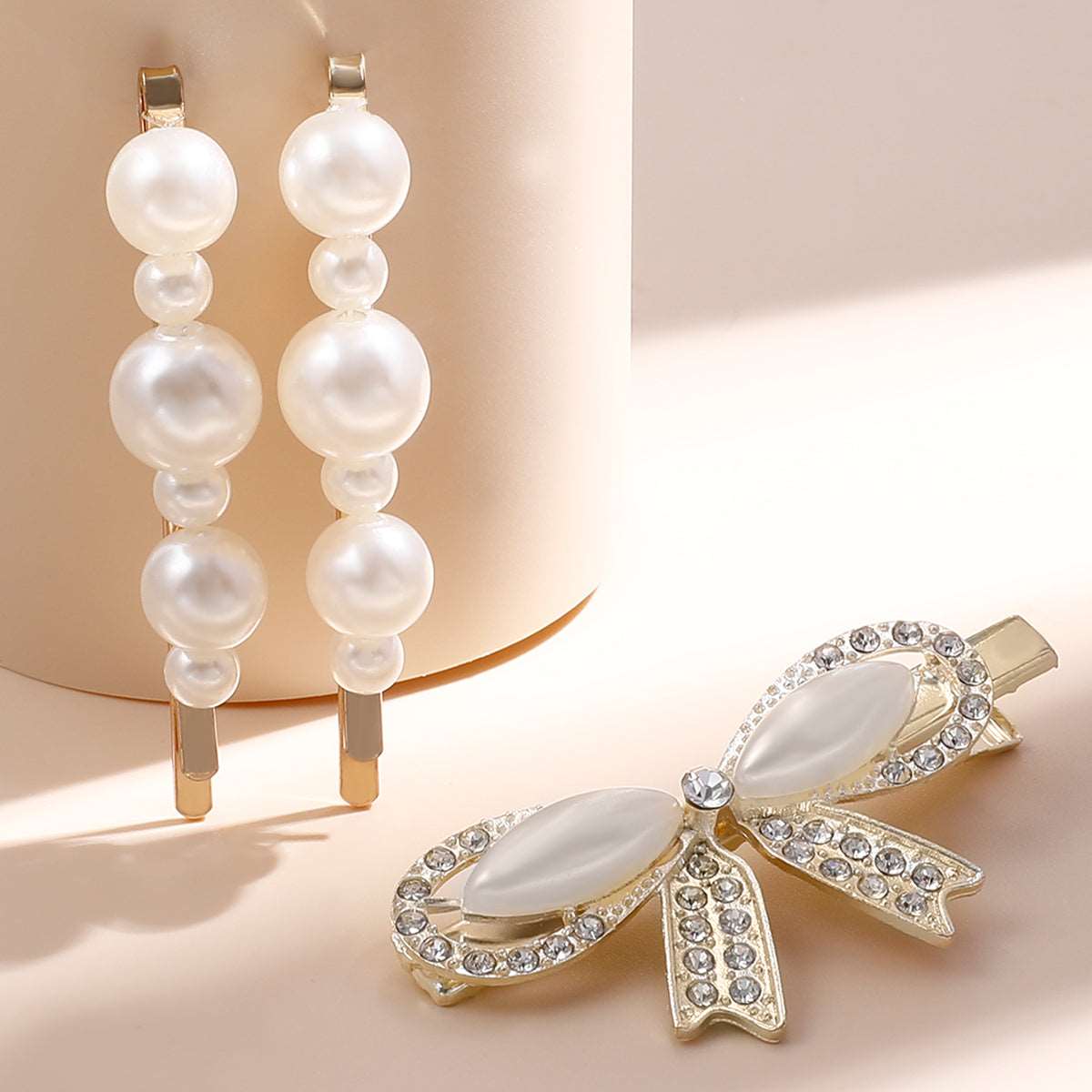3-Piece Gold Shiny Pearl Hairpin and Rhinestone Bow Hair Clip Set for Women