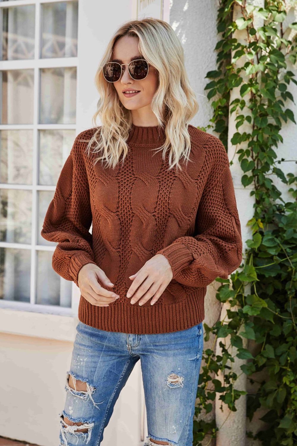 Casual Mixed Knit Round Neck Crewneck Sweater with Dropped Shoulders