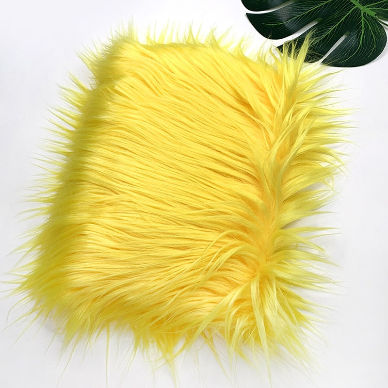 25x45cm Wide, 8cm Long Pile Artificial Faux Fur Fabric Ideal for Patchwork, Sewing, Doll Toy Beard Hair, DIY Handmade Projects, Home Decoration, and Cosplay Costumes