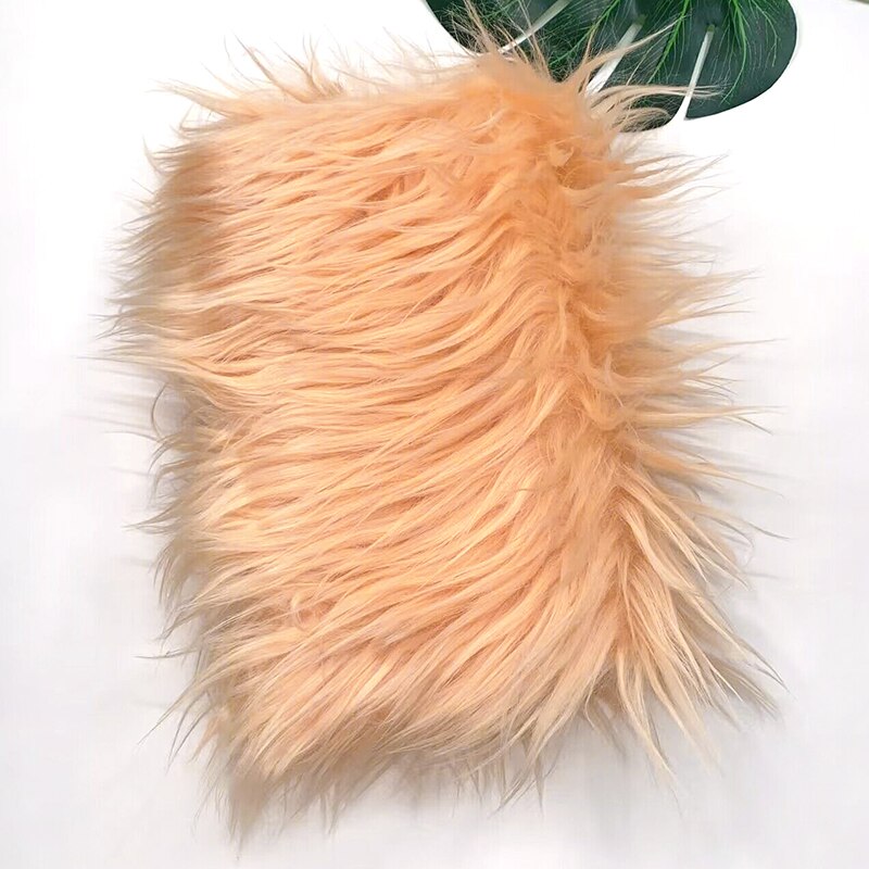 25x45cm Wide, 8cm Long Pile Artificial Faux Fur Fabric Ideal for Patchwork, Sewing, Doll Toy Beard Hair, DIY Handmade Projects, Home Decoration, and Cosplay Costumes