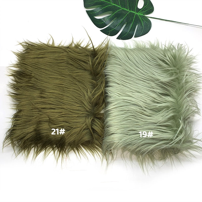 25x45cm Wide, 8cm Long Pile Artificial Faux Fur Fabric Ideal for Patchwork, Sewing, Doll Toy Beard Hair, DIY Handmade Projects, Home Decoration, and Cosplay Costumes