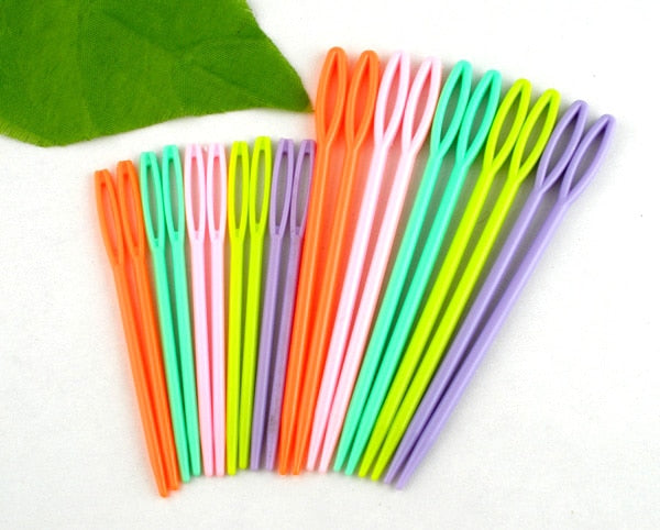 20-Piece Set of Mixed Color 7cm/9.5cm Plastic Knitting & Crochet Tools for Kids' DIY