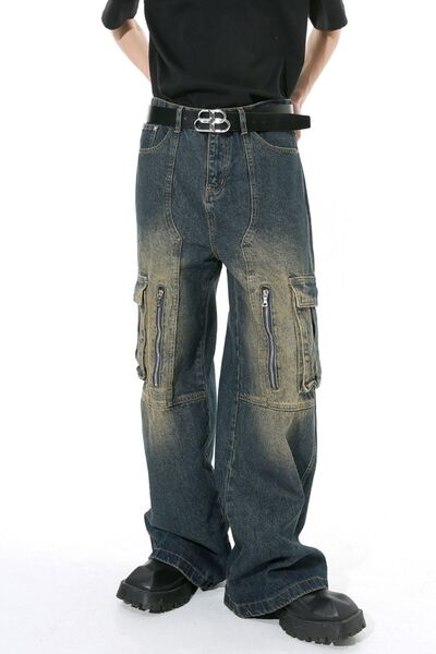 Mid-Rise Cargo Pocket Jeans - A Stylish and Practical Bottom Wear