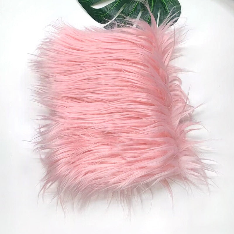 25x45cm Wide, 8cm Long Pile Artificial Faux Fur Fabric Ideal for Patchwork, Sewing, Doll Toy Beard Hair, DIY Handmade Projects, Home Decoration, and Cosplay Costumes