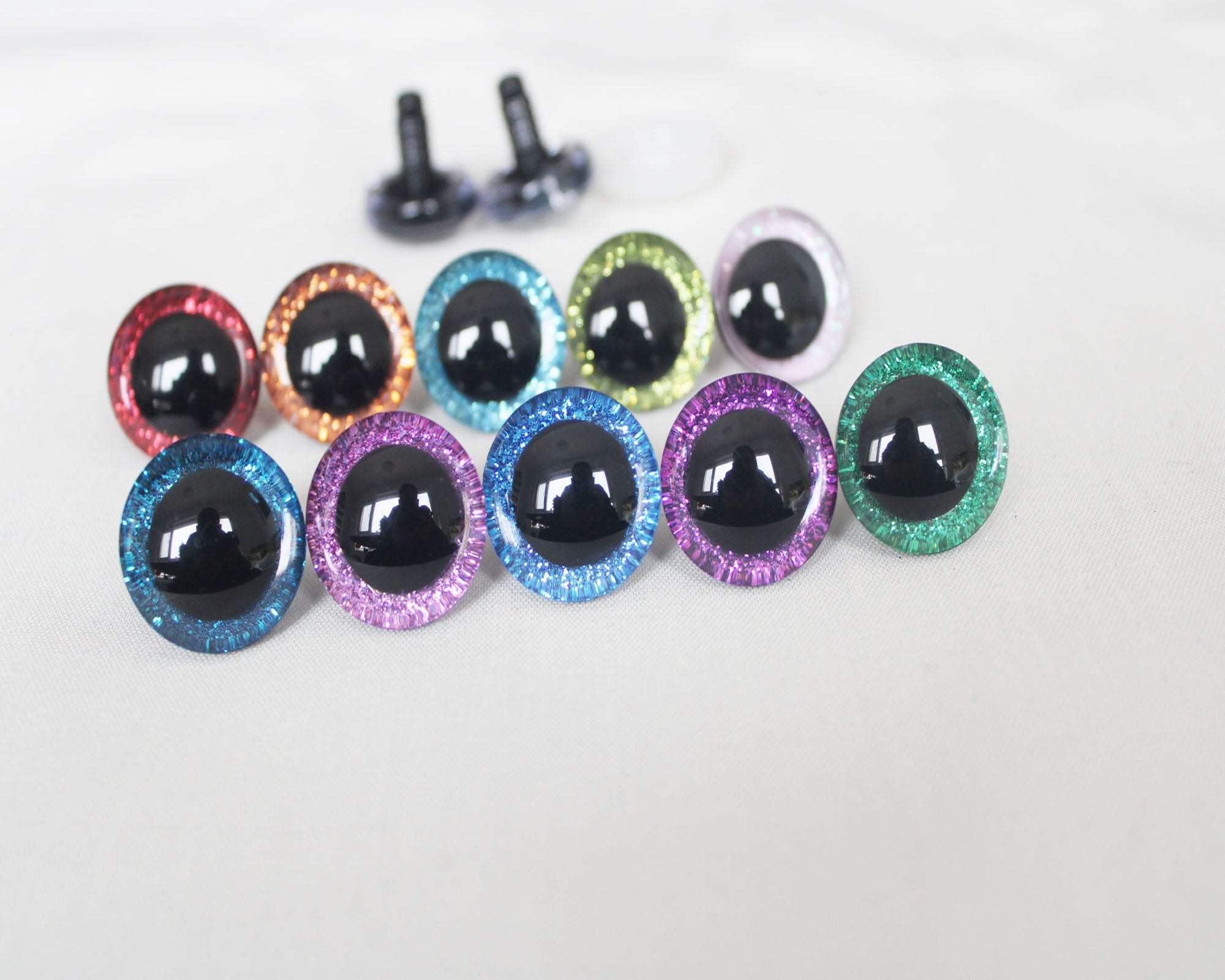 20 Pieces of 3D Glitter Plastic Safety Toy Eyes for Dolls in Various Sizes (9mm, 12mm, 14mm, 16mm, 18mm, 20mm, 24mm, 30mm, 35mm) with Long Stem, Glitter Fabric and Washer
