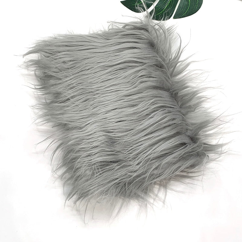 25x45cm Wide, 8cm Long Pile Artificial Faux Fur Fabric Ideal for Patchwork, Sewing, Doll Toy Beard Hair, DIY Handmade Projects, Home Decoration, and Cosplay Costumes