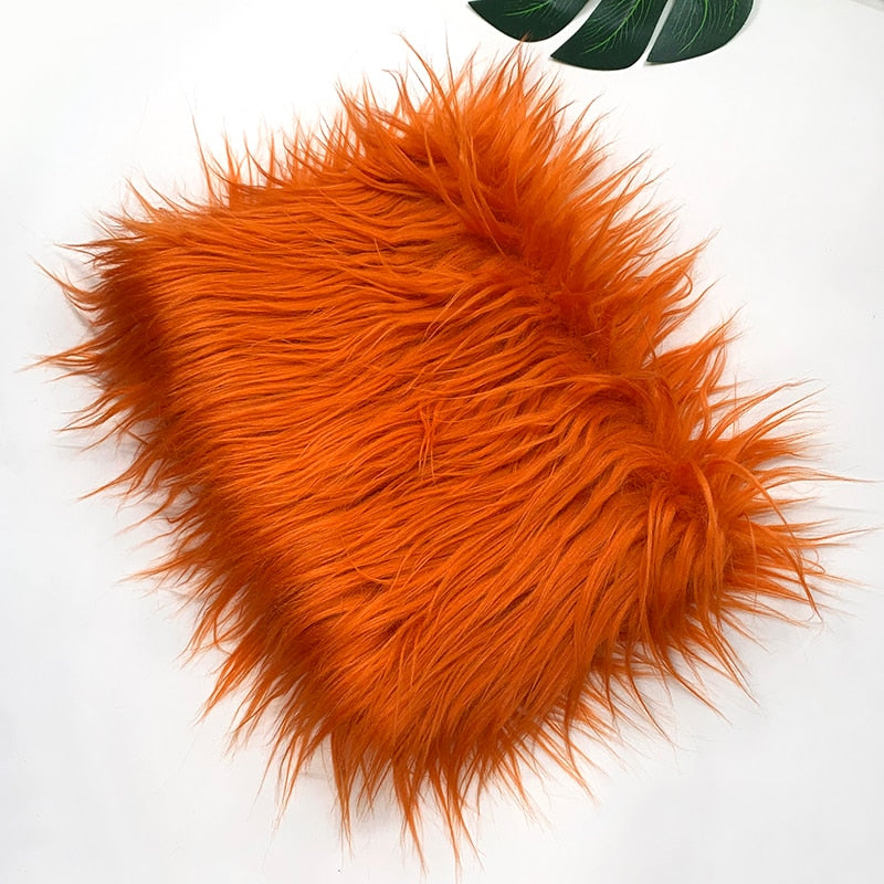 25x45cm Wide, 8cm Long Pile Artificial Faux Fur Fabric Ideal for Patchwork, Sewing, Doll Toy Beard Hair, DIY Handmade Projects, Home Decoration, and Cosplay Costumes