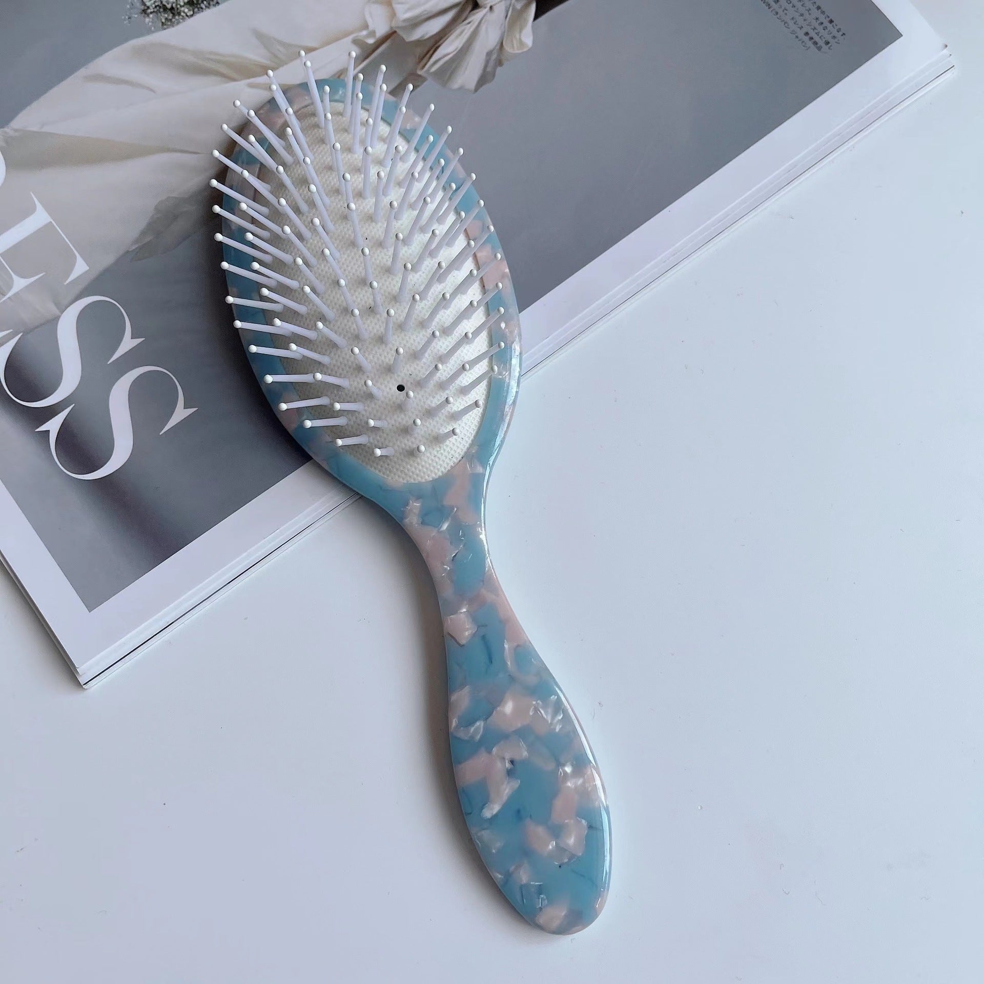 Stylish Fashionable Tourtoise Shell Design Air Cushion Hair Brush for Everyday Use