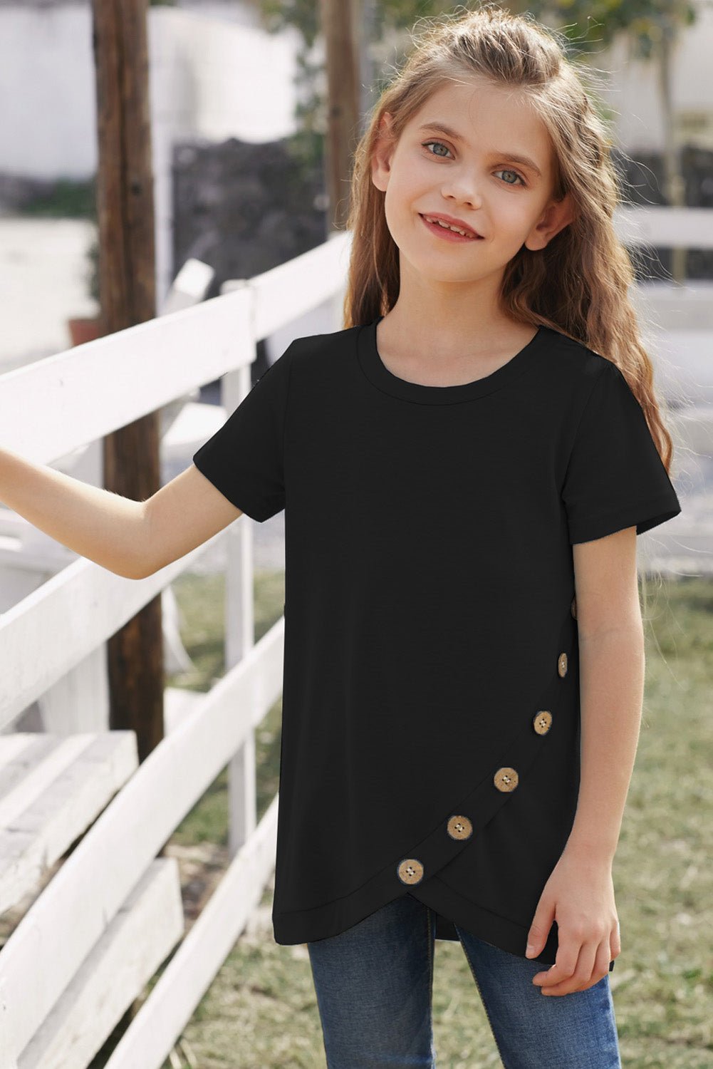Stylish Girls' Summer Buttoned T-Shirt with Tulip Hem
