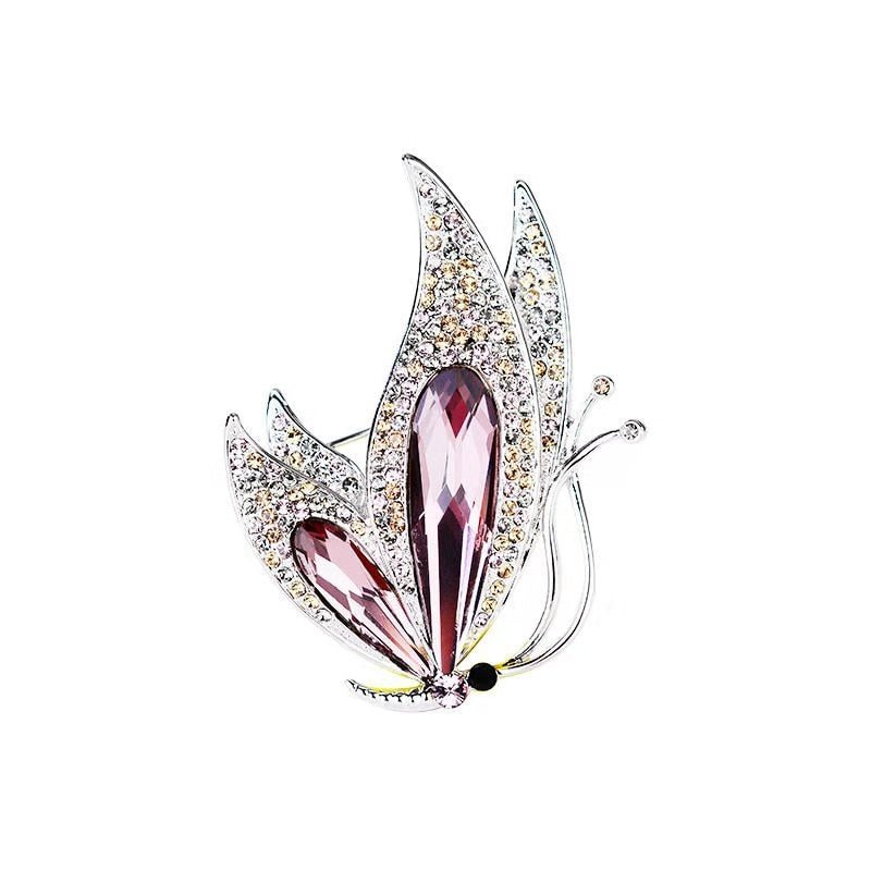 Exquisite Alloy Crystal Women's Animal-Shaped Brooch by Xingyunday