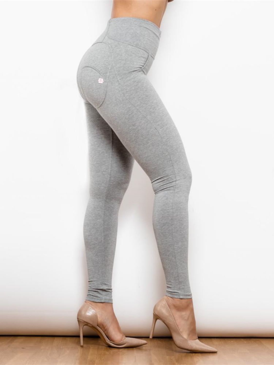 Full-Size High-Waist Leggings with Zip Details for Sporty Style