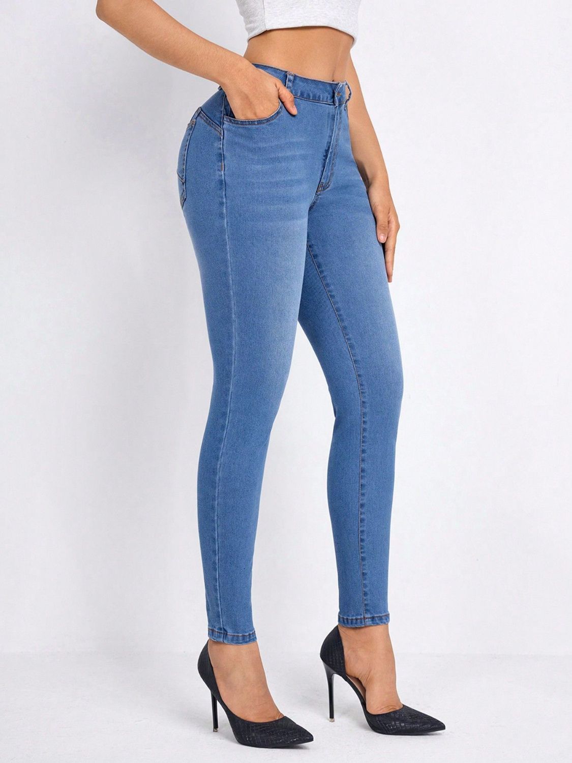 High Stretch, Buttoned High Rise Skinny Jeans with Functional Pockets