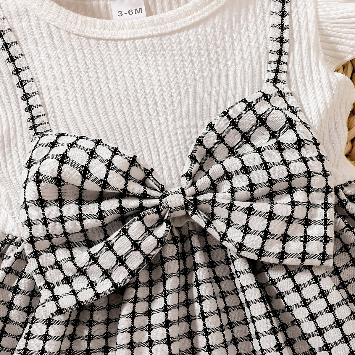 Adorable Plaid Round Neck Dress with Bow Details
