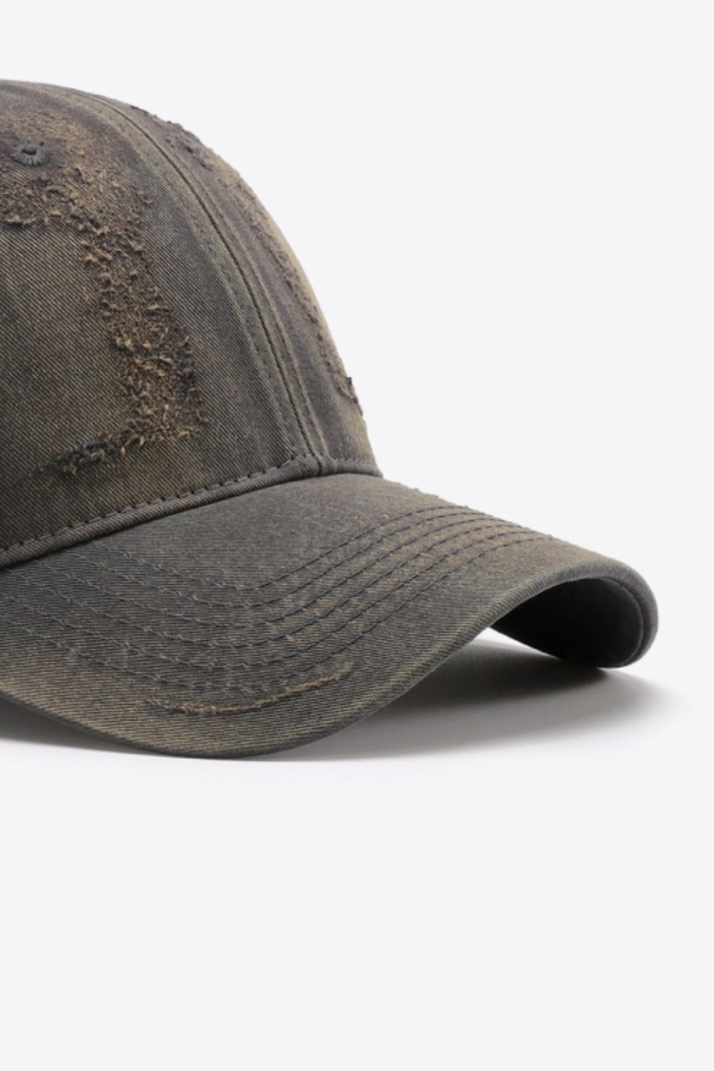 Stylish Distressed Adjustable Men's and Women's Baseball Cap for Casual Wear