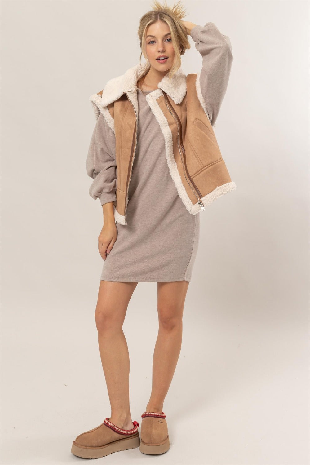 High - Quality HYFVE Suede Zip - Up Vest with Fur Contrast for Cold Days