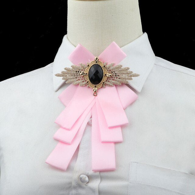 Stunning Vintage-Style Bow Tie for Fashionable Women