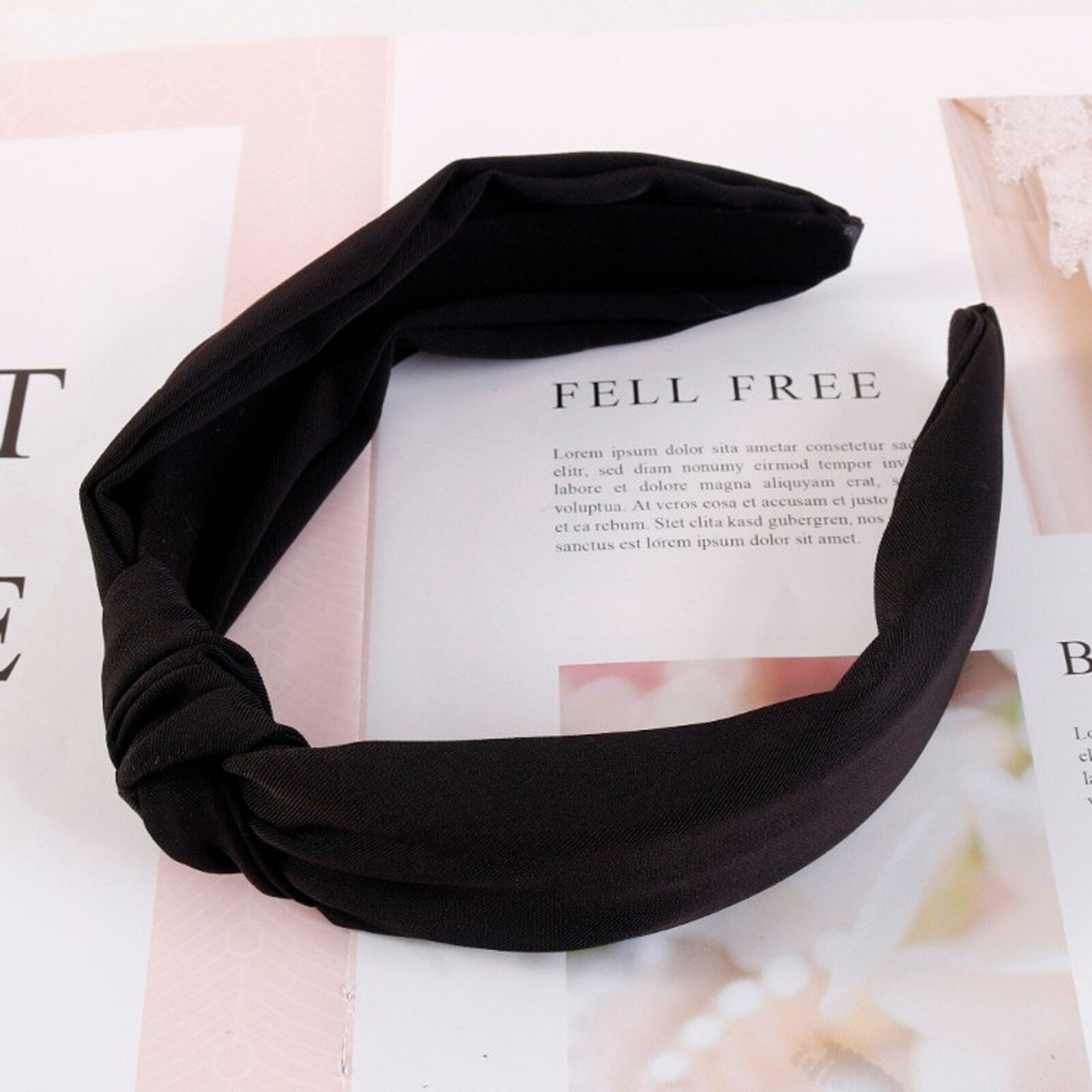 Stylish Women's Solid Polyester Hairband - Classic Hair Accessory for Girls