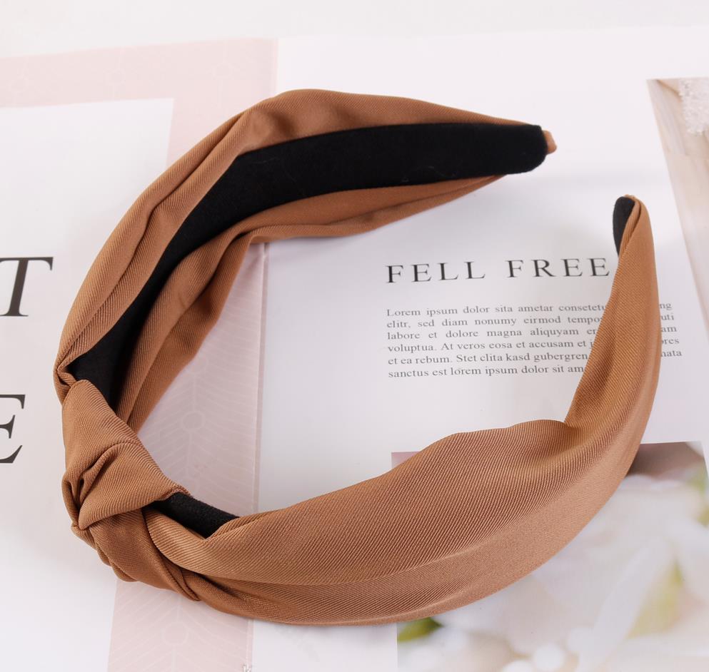 Stylish Women's Solid Polyester Hairband - Classic Hair Accessory for Girls