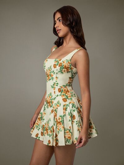 Stylish Floral Mini Sleeveless Pleated Dress for Fashion Lovers
