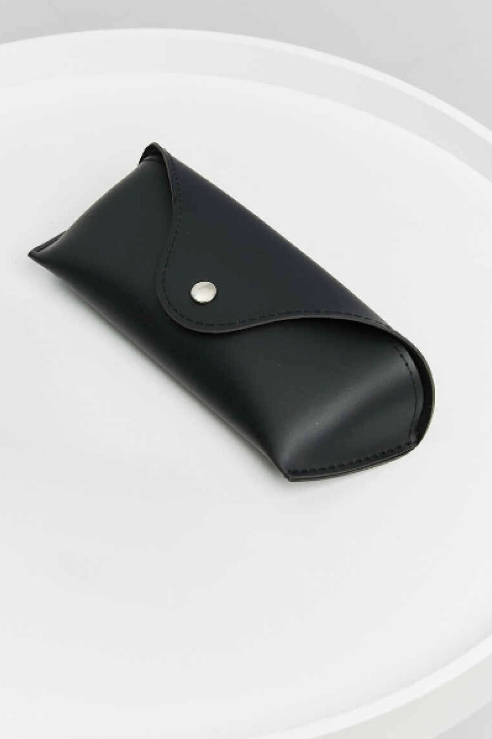 UV400 Polycarbonate Frame Wayfarer Style Sunglasses with Case