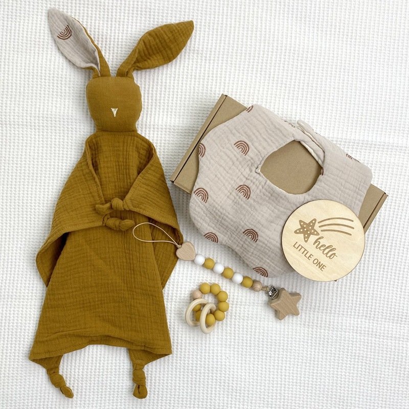 Adorable Solid - Color Cotton Baby Comfort Blanket Set