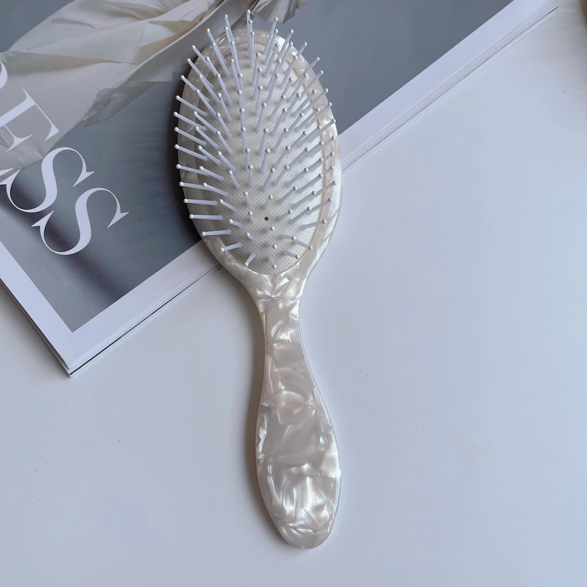 Stylish Fashionable Tourtoise Shell Design Air Cushion Hair Brush for Everyday Use