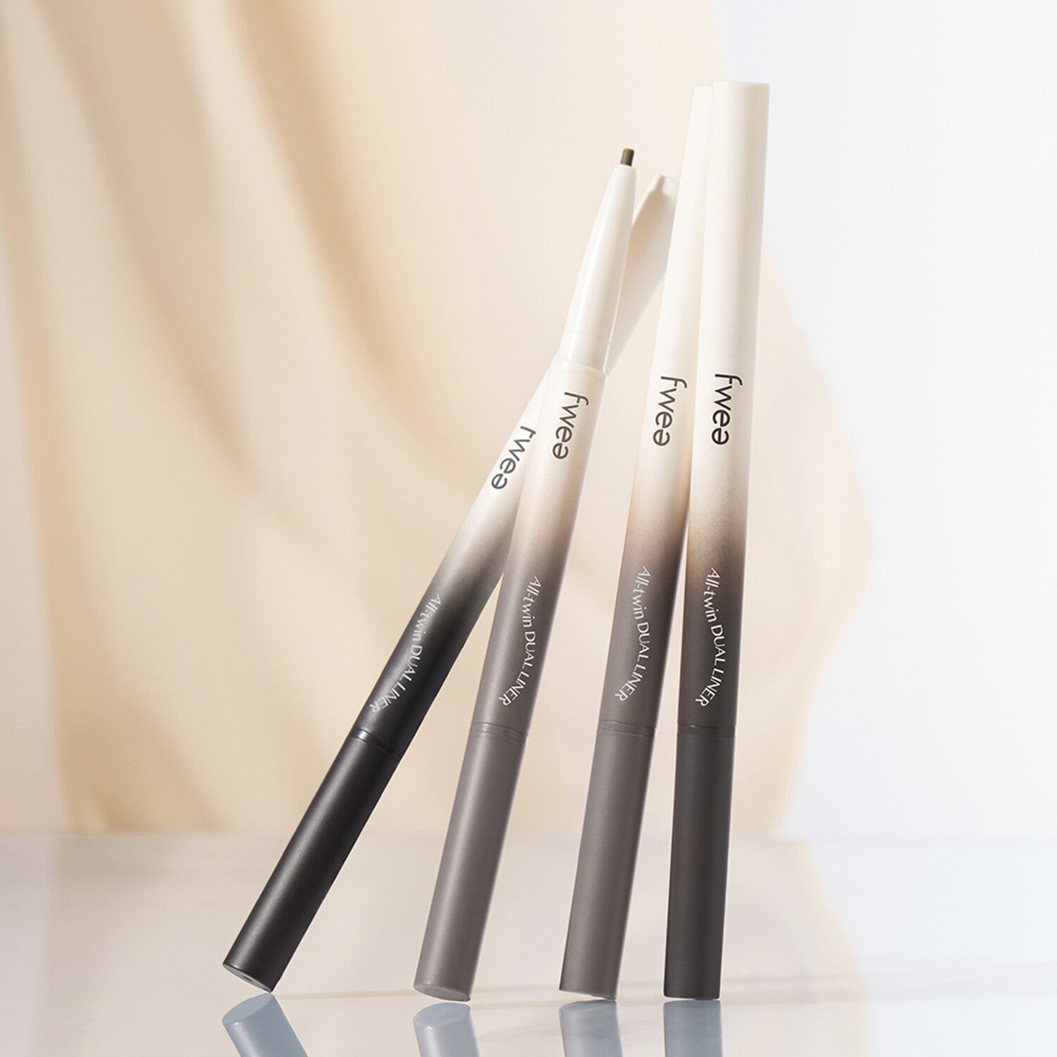Fantastic All-twin Dual Eyebrow Liner for Smooth Extension