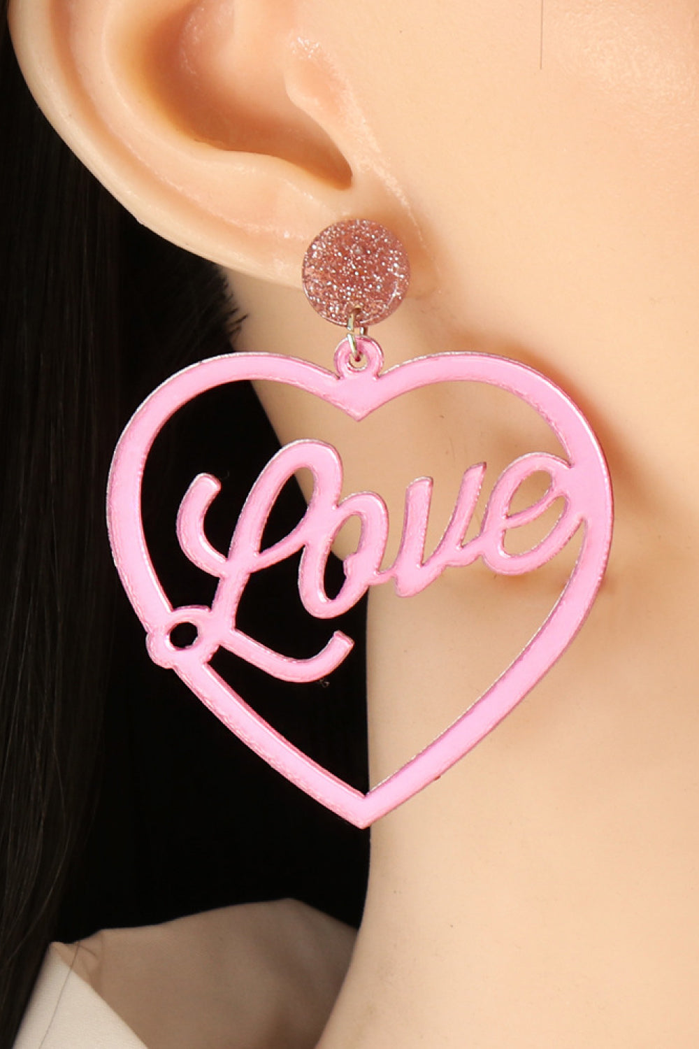 Stylish Modern Heart - Shaped Acrylic Dangle Earrings for Fashion Lovers