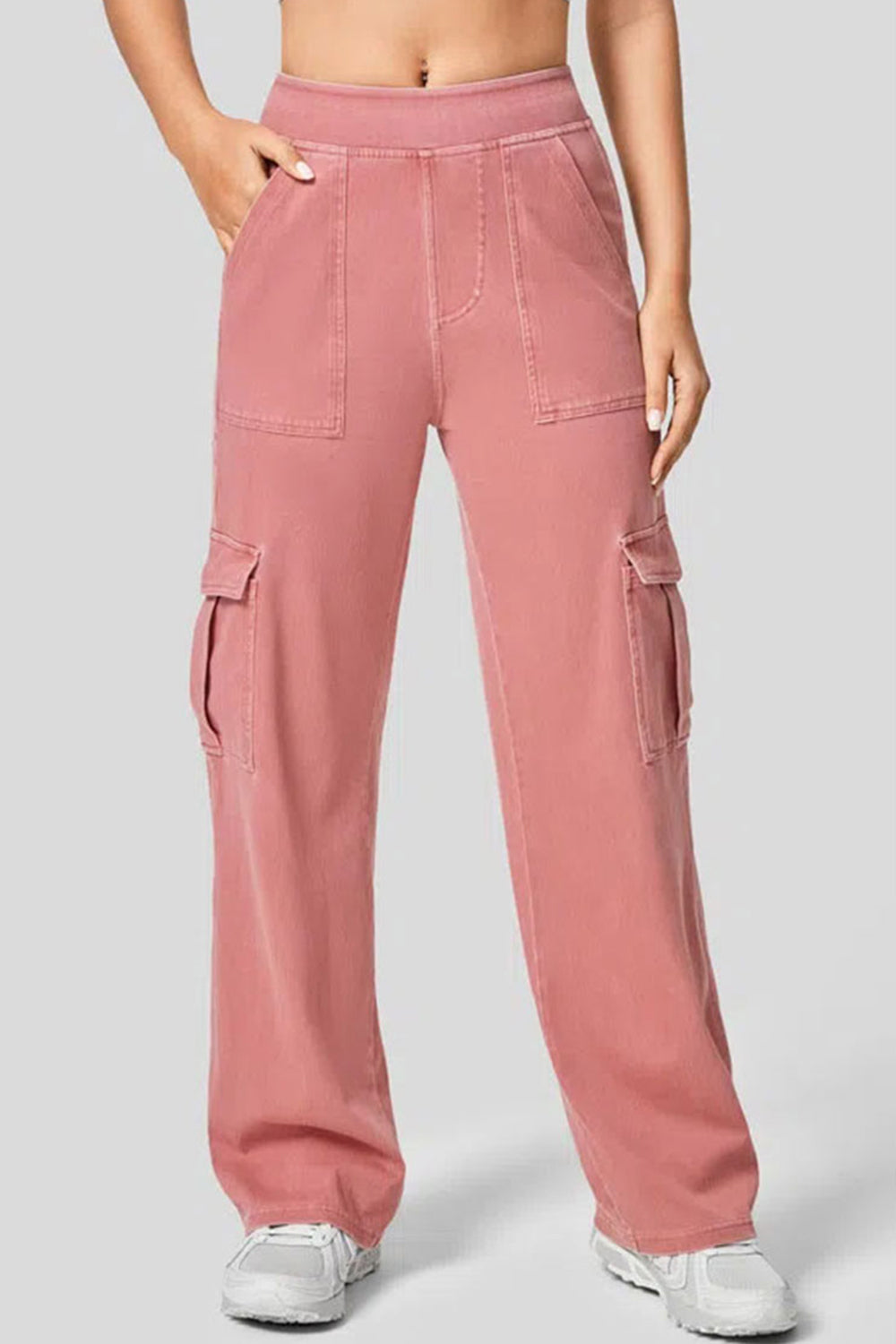Fashionable High-Waisted Straight-Leg Cargo Style Jeans for Trendy Wear