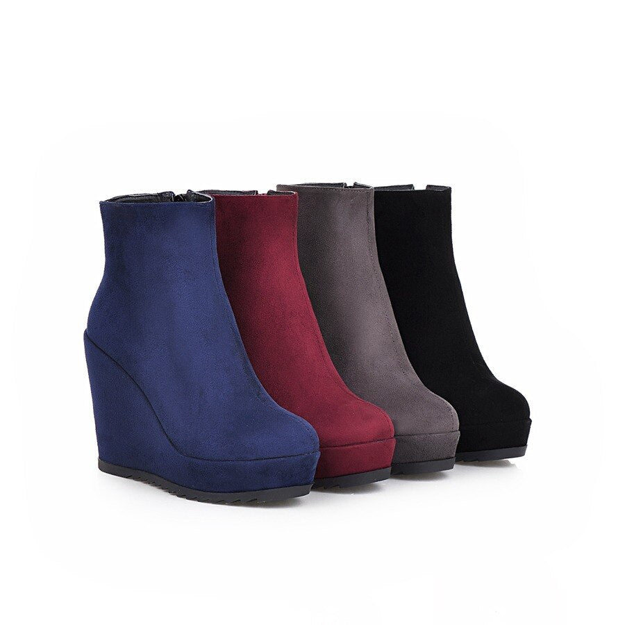 Sianie Tianie Adult Ankle Platform Wedge Heel Round Toed Boots for Winter