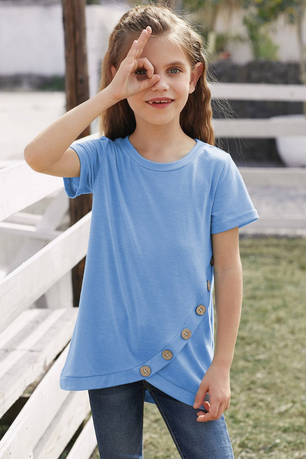 Stylish Girls' Summer Buttoned T-Shirt with Tulip Hem