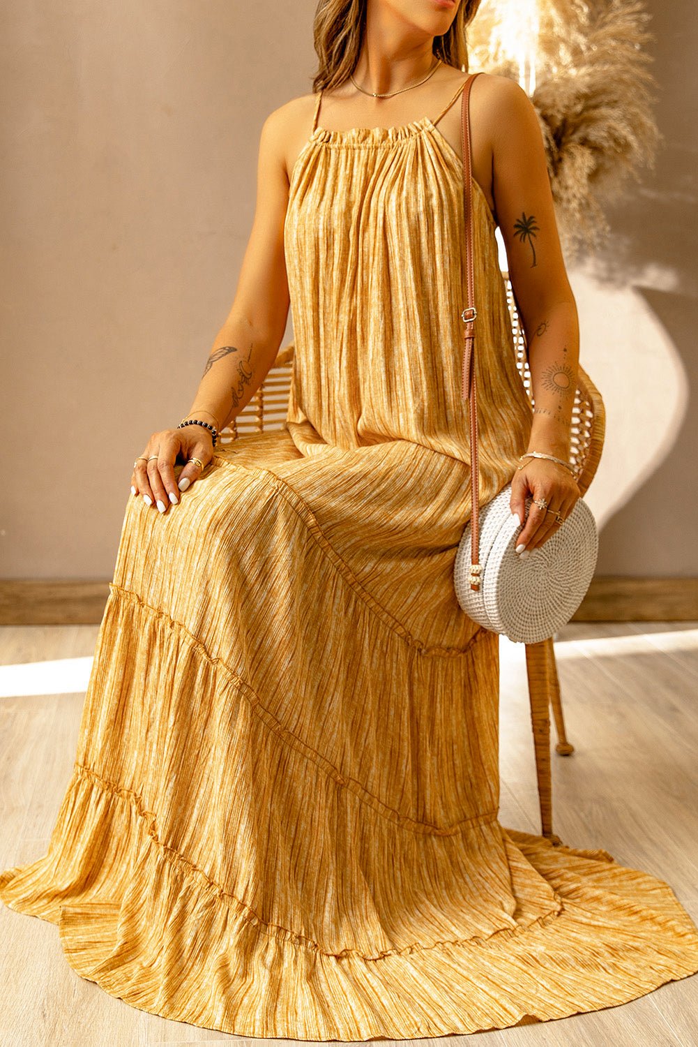 Elegant Frilled Sleeveless Maxi Dress for a Classy Look