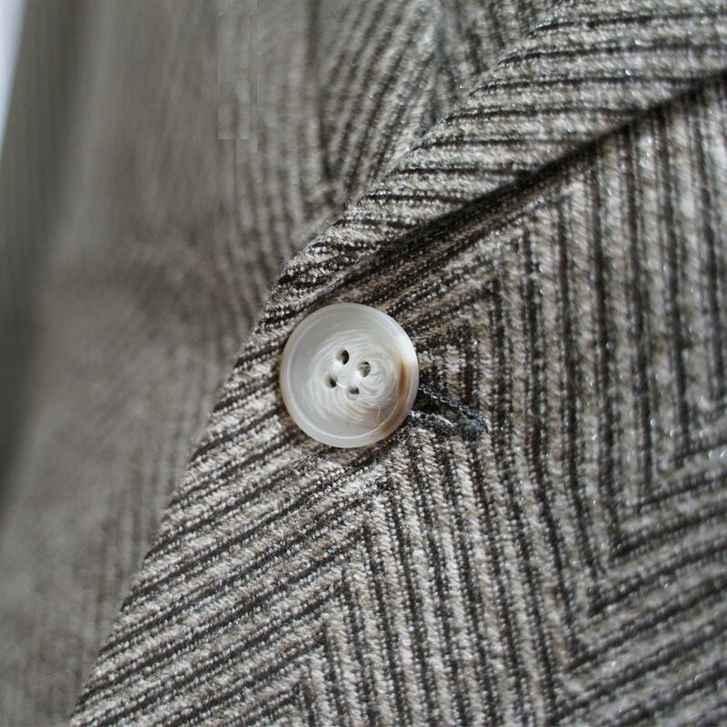 Stylish Men's Three-Piece British-Inspired Formal Suit for Business and Special Occasions