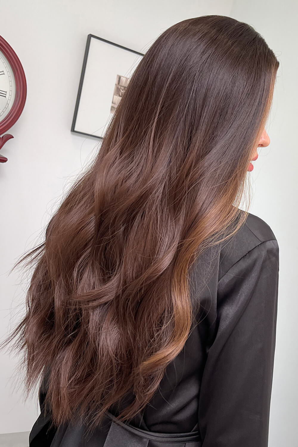26-Inch Full Machine-Made Long Wave Synthetic Wigs with Heat-Safe Feature