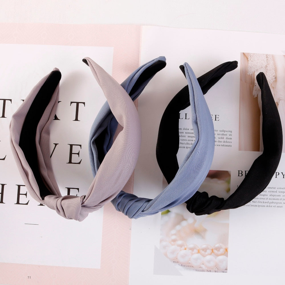 Stylish Women's Solid Polyester Hairband - Classic Hair Accessory for Girls