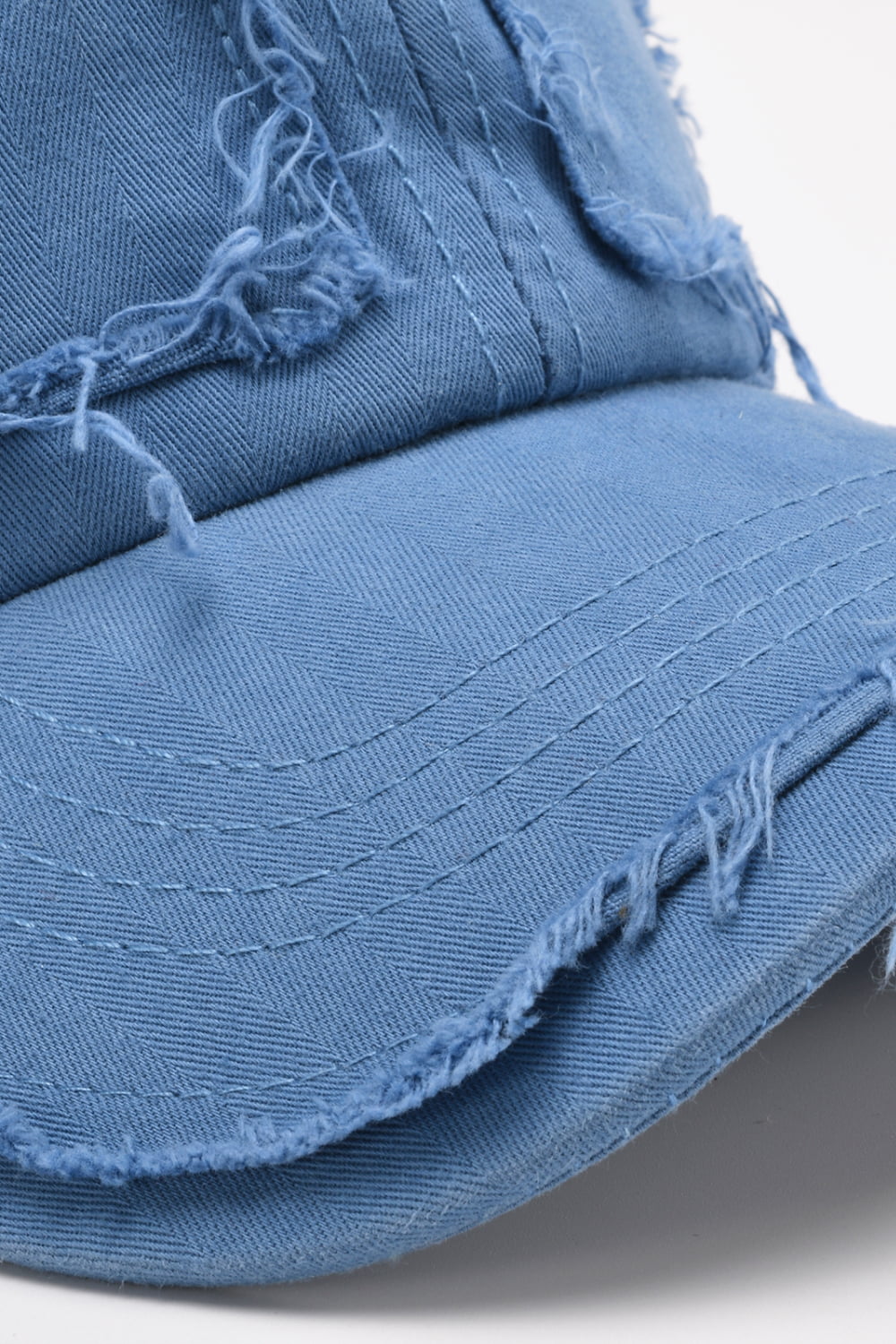 Fashionable Distressed Style Adjustable Cotton Baseball Cap for Everyday Wear