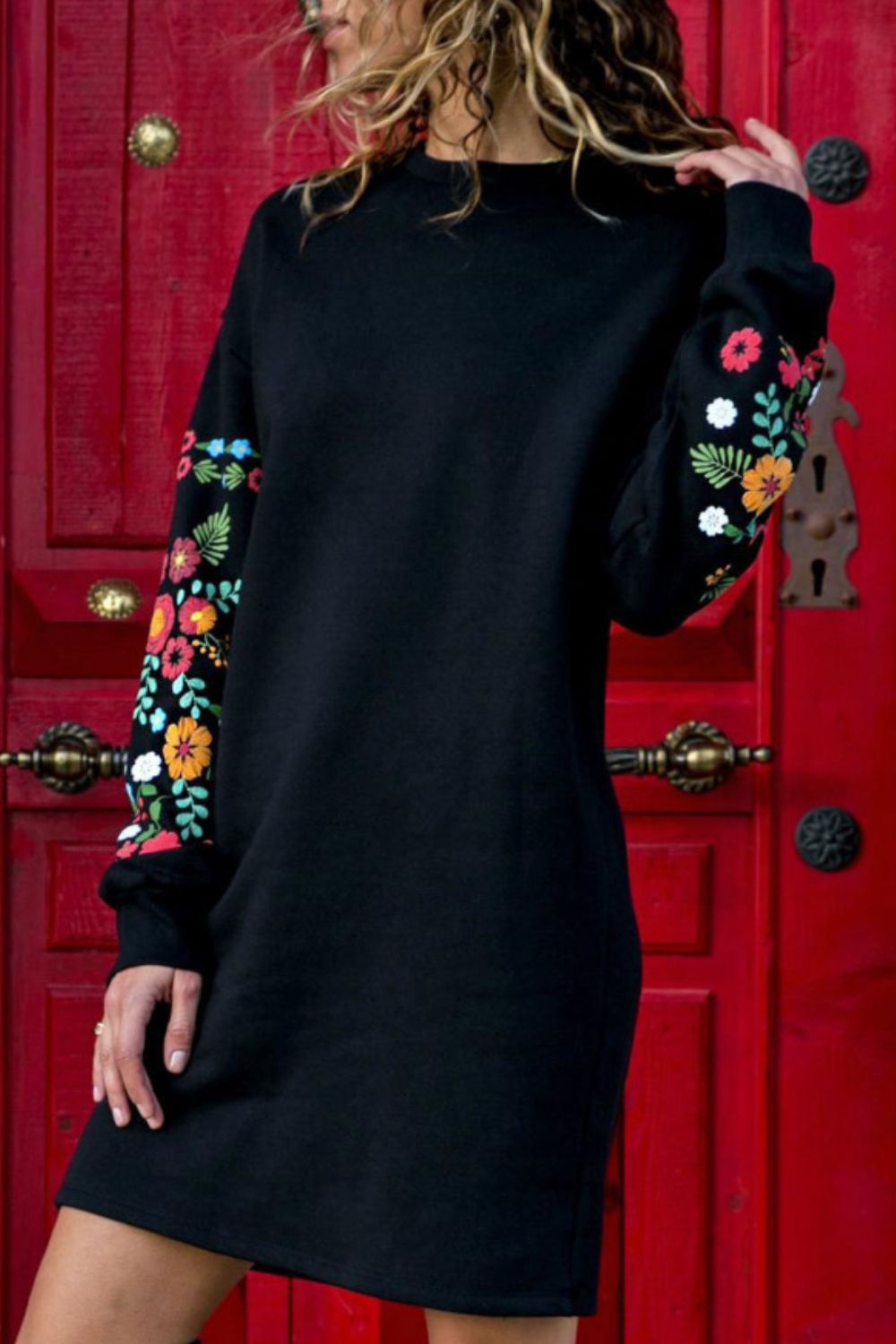 Fashionable Chic Floral Print Round Neck Long Sleeve Mini Dress for Women