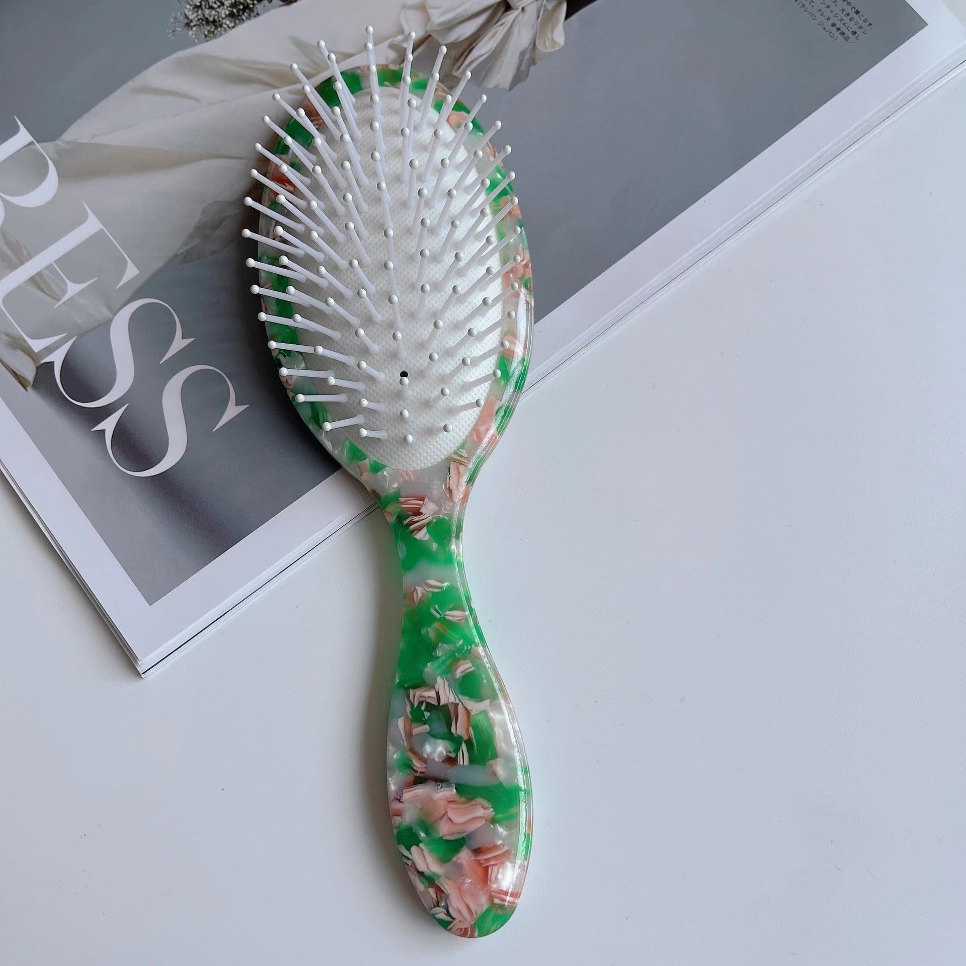 Stylish Fashionable Tourtoise Shell Design Air Cushion Hair Brush for Everyday Use