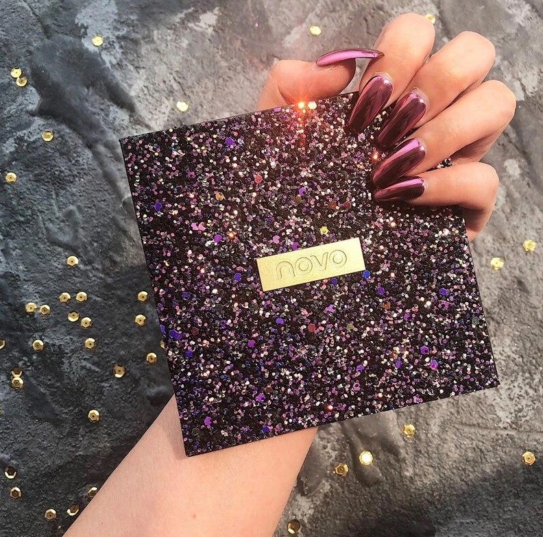 Instagram - style Eyeshadow Palette for Makeup Enthusiasts