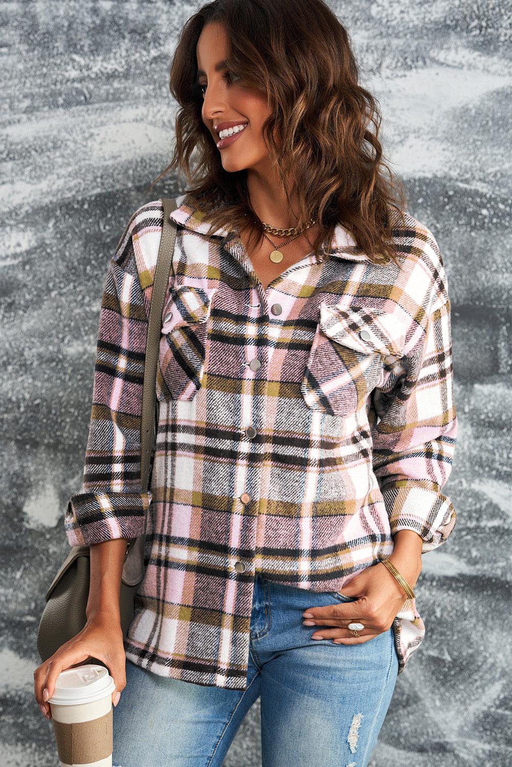 Stylish Plaid Button-Front Casual Shirt Jacket with Functional Breast Pockets