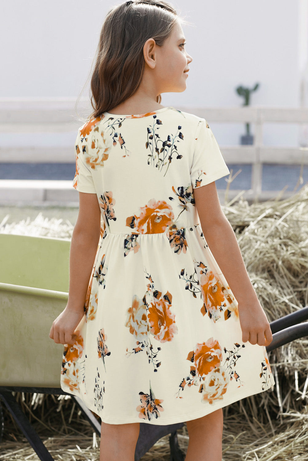 Chic Girls' Floral Short-Sleeved Round Neck Long Dress