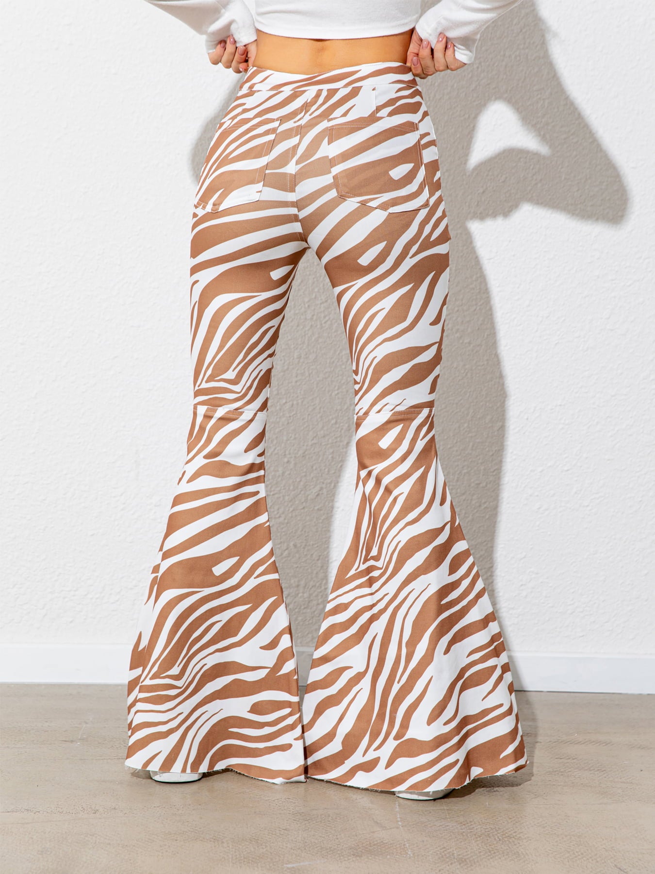 Fashionable Floral Print High-Waisted Flared-Leg Regular-Fit Women's Pants