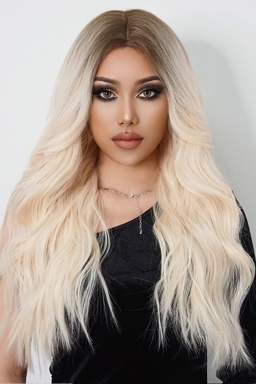26-Inch Long Wave Synthetic Wigs for Stylish Hair Transformation