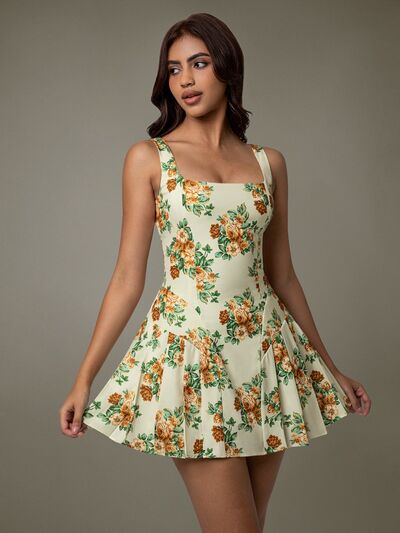 Stylish Floral Mini Sleeveless Pleated Dress for Fashion Lovers