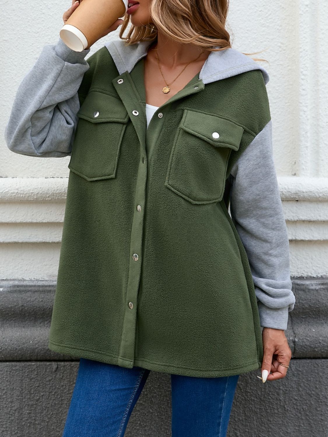 Stylish Pocketed Contrast Snap - Down Hooded Men's Casual Jacket