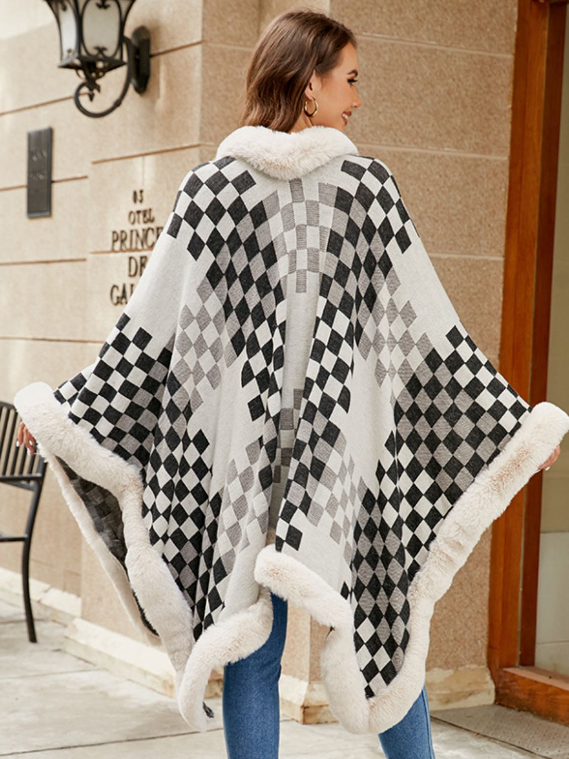 Soft and Fuzzy Checkered Long-Sleeved Poncho for Fashionable Wear