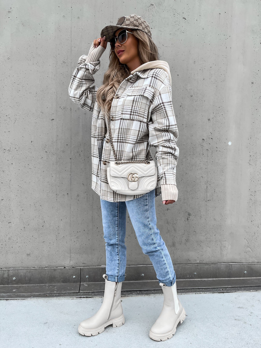 Fashionable Winter Ins Women's Woolen Plaid Hooded Jacket with Detachable Cap and Pocket Design - Stylish Outerwear for OL Commute