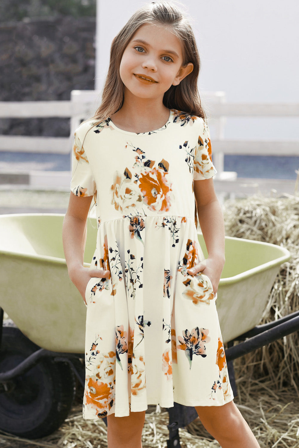 Chic Girls' Floral Short-Sleeved Round Neck Long Dress